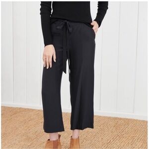 Jenni Kayne Silk Black Unlined Lightweight Tie Belt Cropped Wide Leg Pants Sz 4